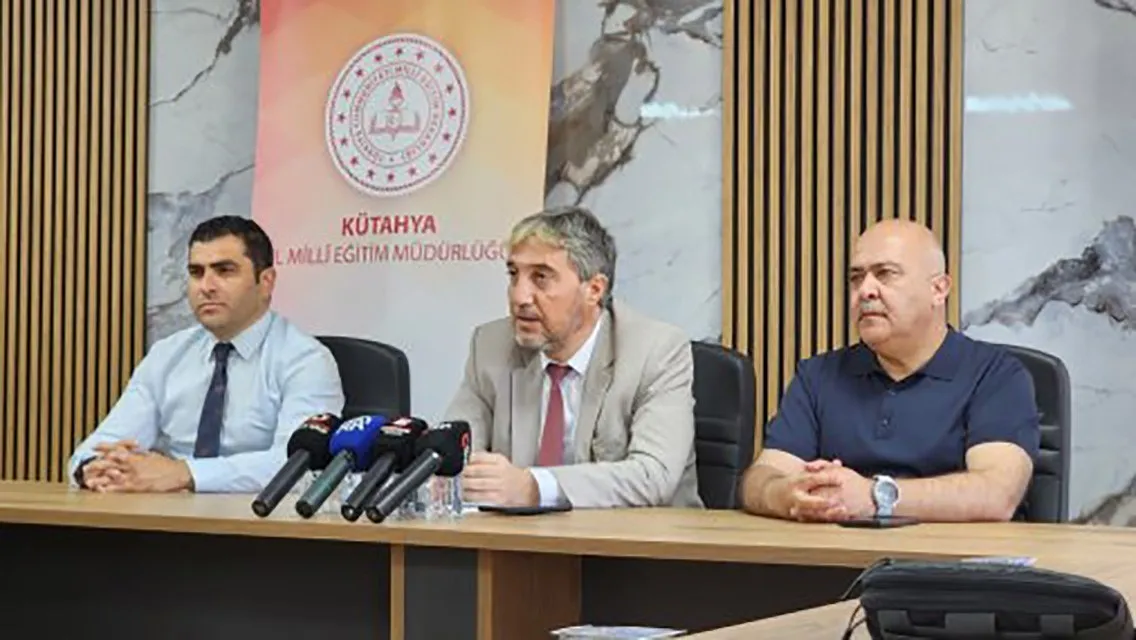 Kütahya mesleki eğitimde vites yükseltti: Hedef sanayi ile iç içe bir gelecek