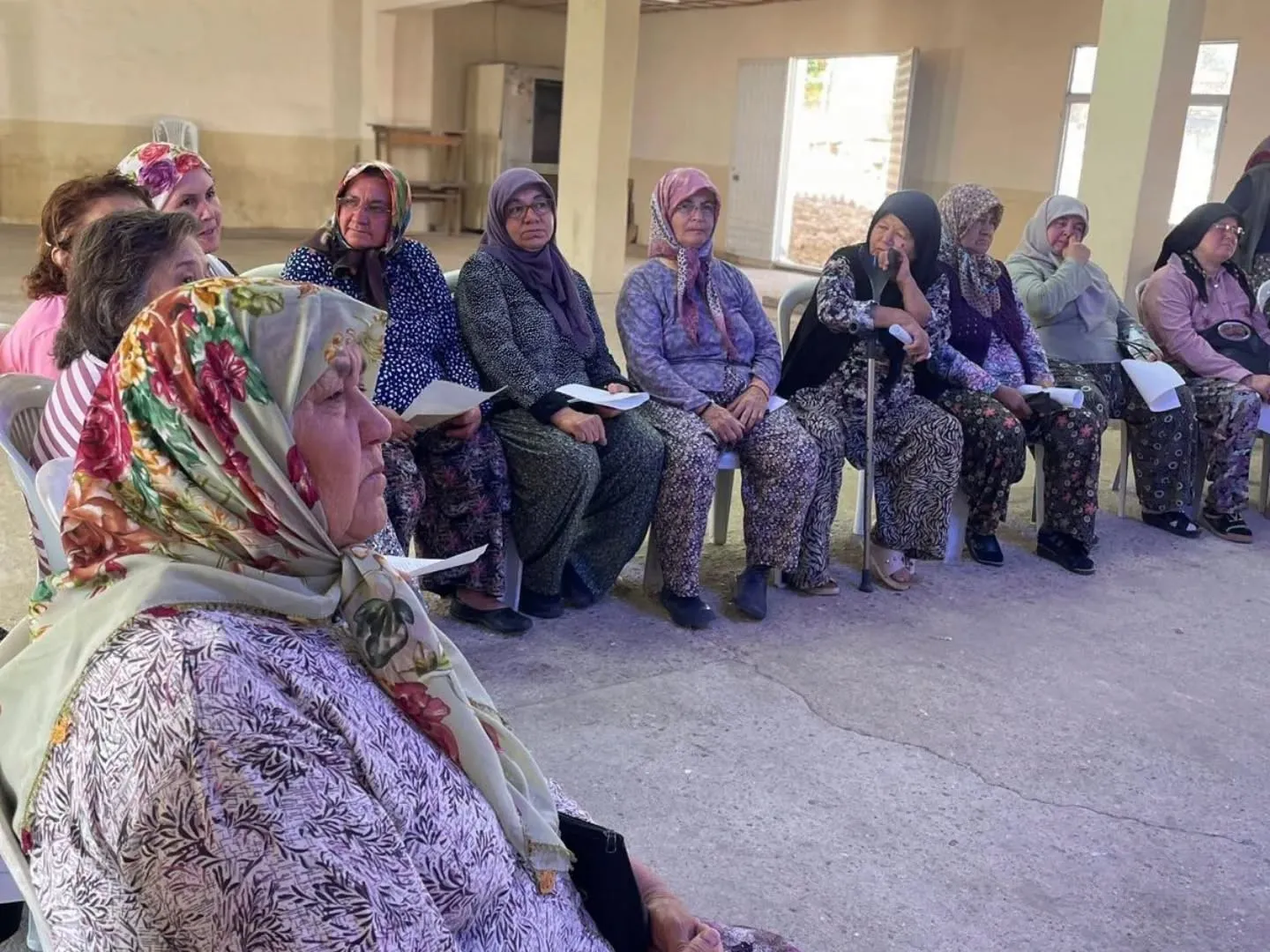 Salihli'de kadınların elinde ceviz reçele dönüştü: Kırsalda yeni kazanç kapısı