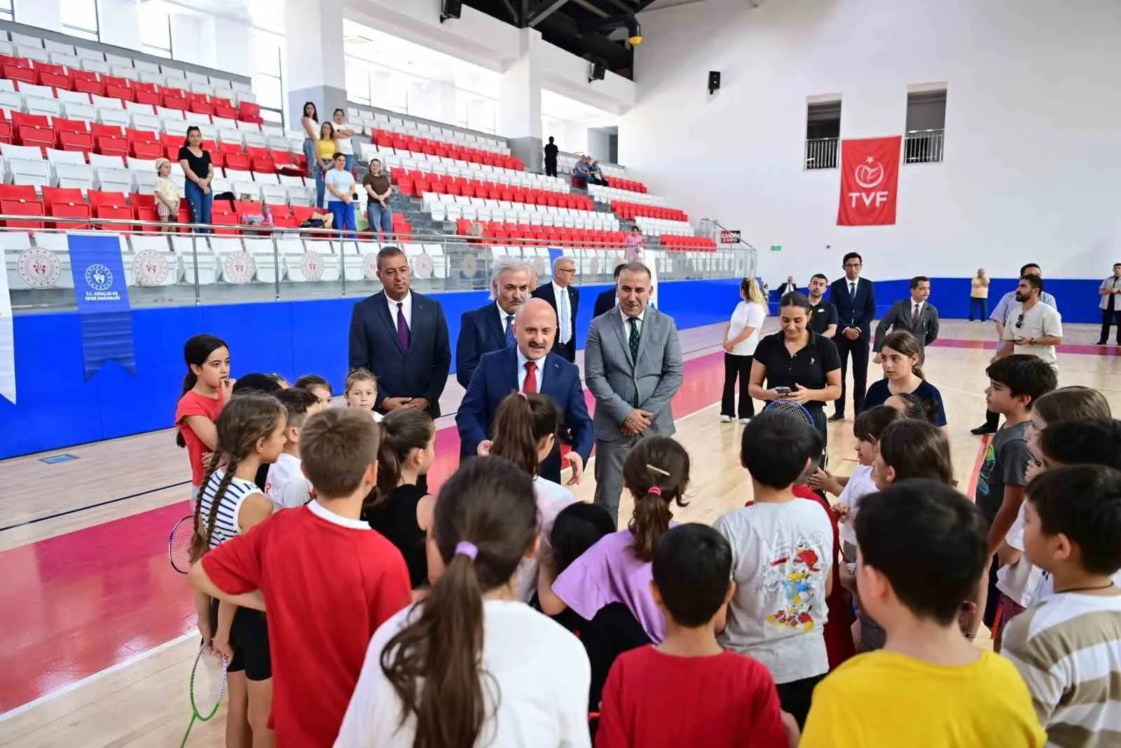 Söke’nin spor vizyonuna Vali Varol imzası: Modern tesisler gençlerle buluşuyor