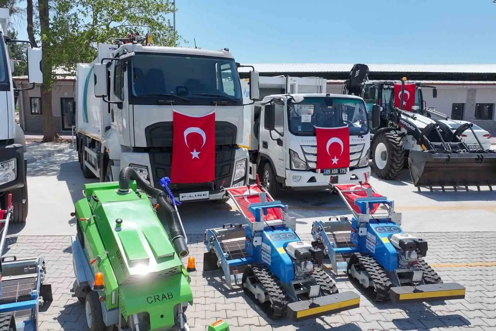Didim'de bütçe disiplini sahaya yansıdı: Belediye filosunu yeniliyor