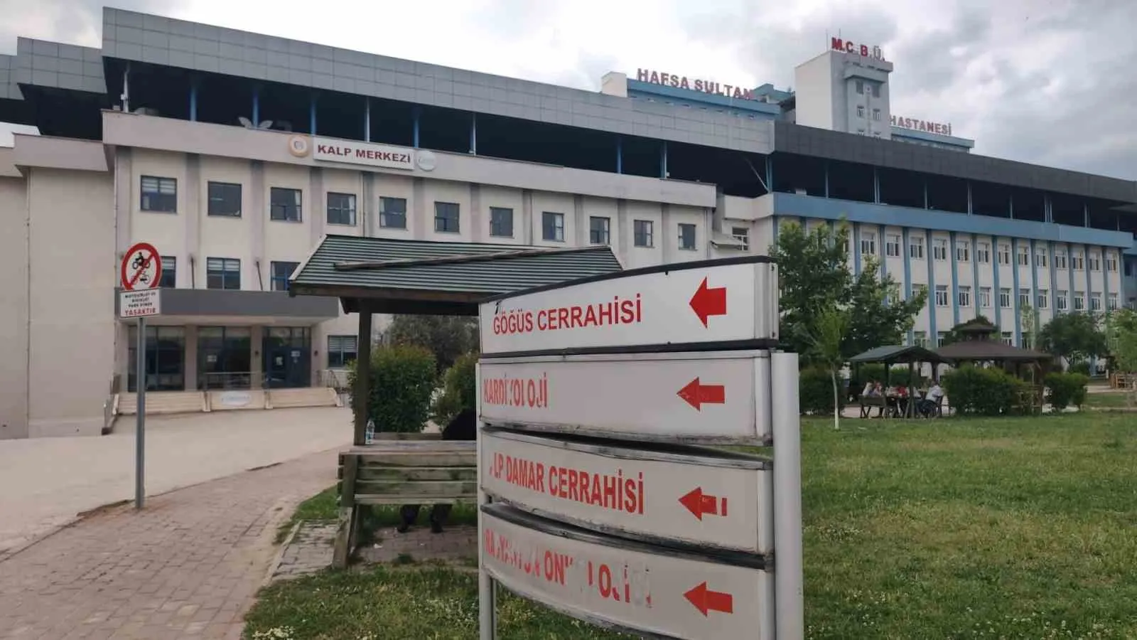 Ekmekle barışın: Uzmanından "aç kalarak zayıflama" uyarısı