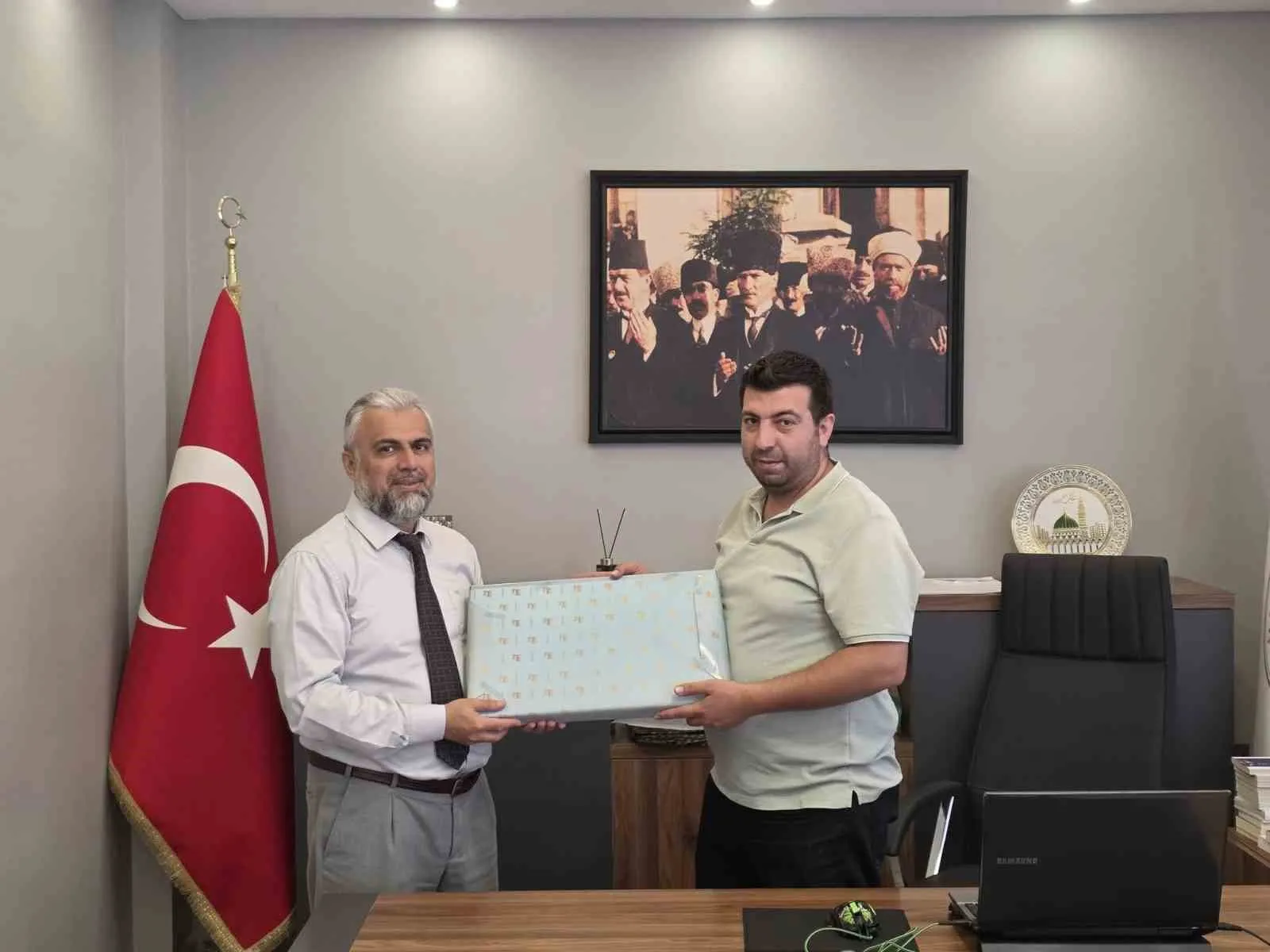 Köşk’te manevi heyecan: Peygamberimizin hayatını en iyi o bildi