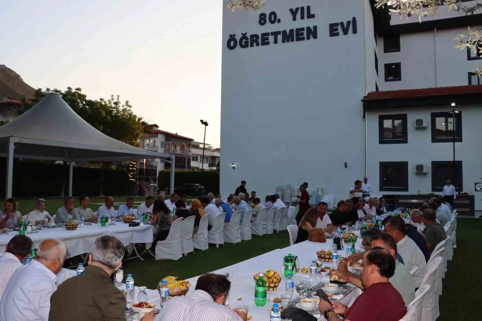 Pamukkale’de duygusal veda: Uğur Bulut yeni görevine uğurlandı