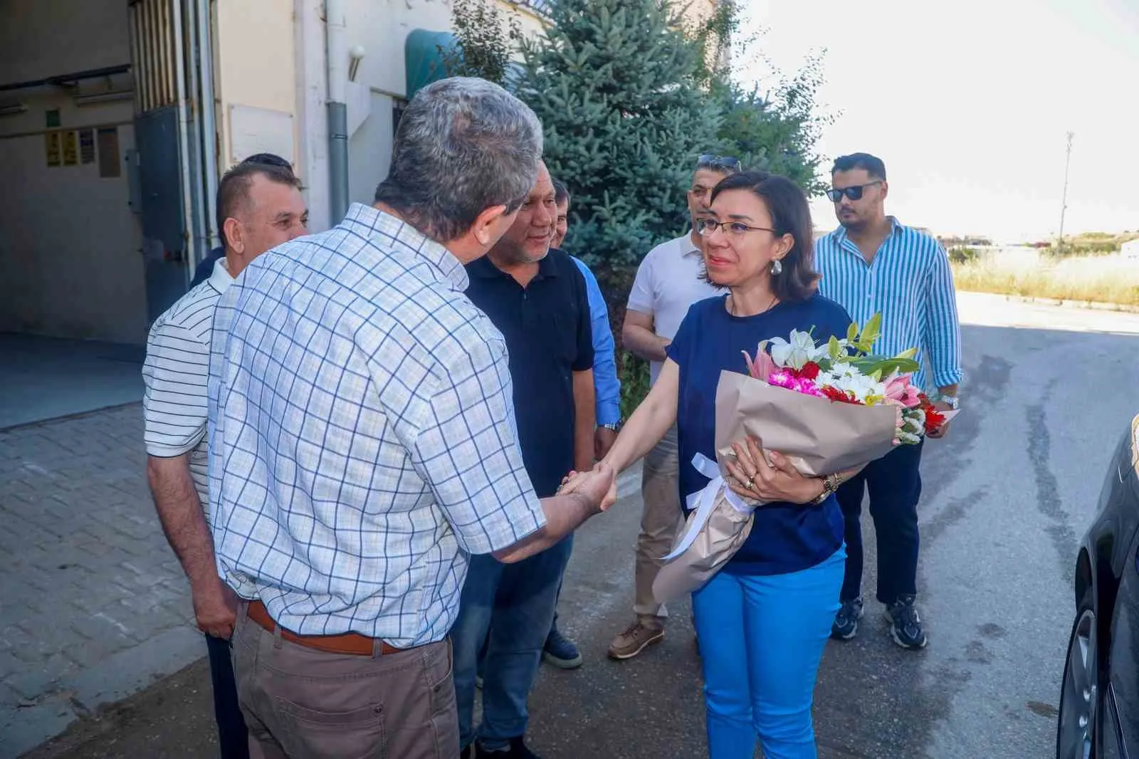Uşak’ta esnafın sesi yerinde dinlendi: Başkan Vekili Özkan’dan saha turu