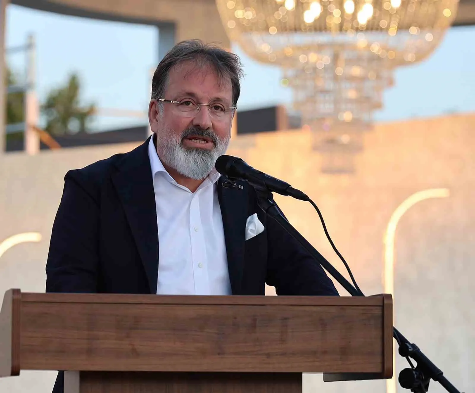 Diplomalar alındı, yeni hedeflere yelken açıldı: MTK Koleji’nde mezuniyet heyecanı