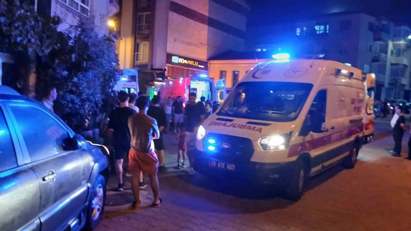Denizli'de restoran önünde kanlı pusu: 5 yaralı
