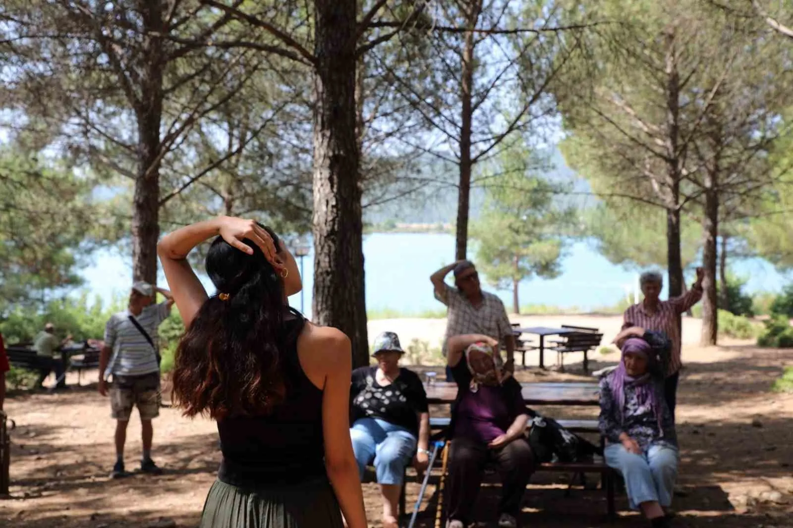Muğla’da yaşlılar için hareketli yaşam dönemi: Doğada sağlık depoluyorlar
