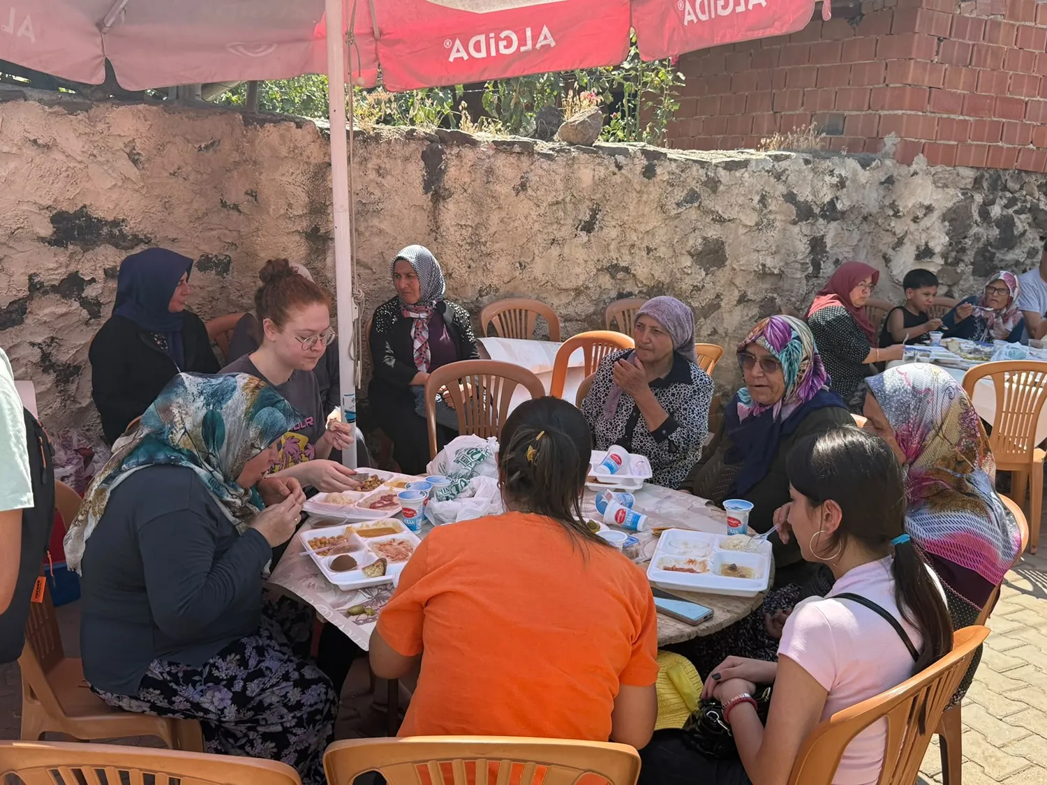 Baba ocağında hüzünlü veda: Irmak öğretmenin hatırası dualarla yaşatıldı