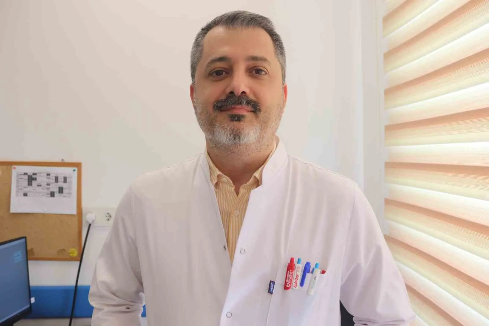 Kaderin cilvesi hayatını kurtardı: Görev başında kalbi duran personele mesai arkadaşları siper oldu