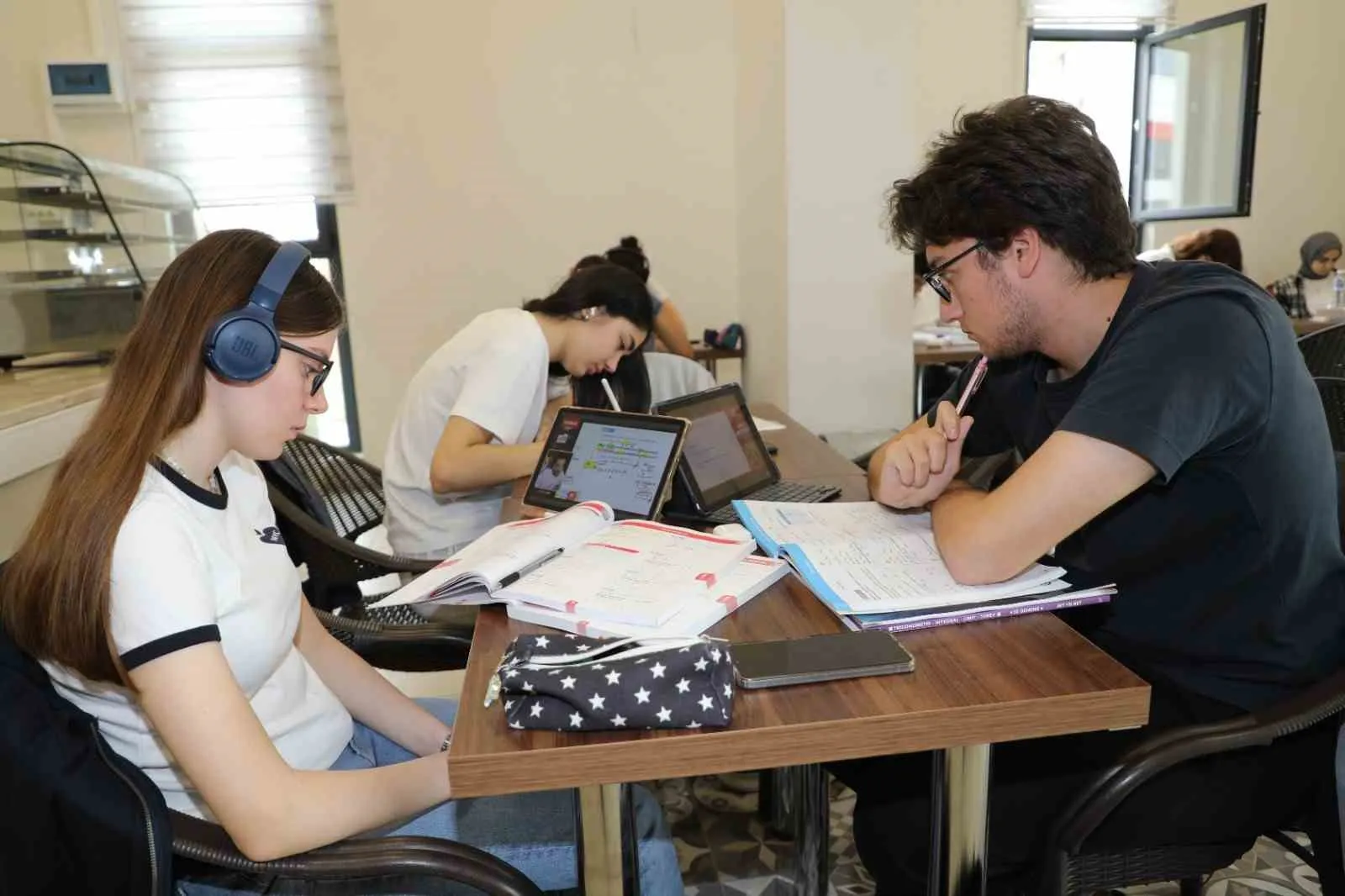 Sınav hazırlığında profesyonel destek dönemi: Şehzadeler’de ücretsiz koçluk ve deneme fırsatı