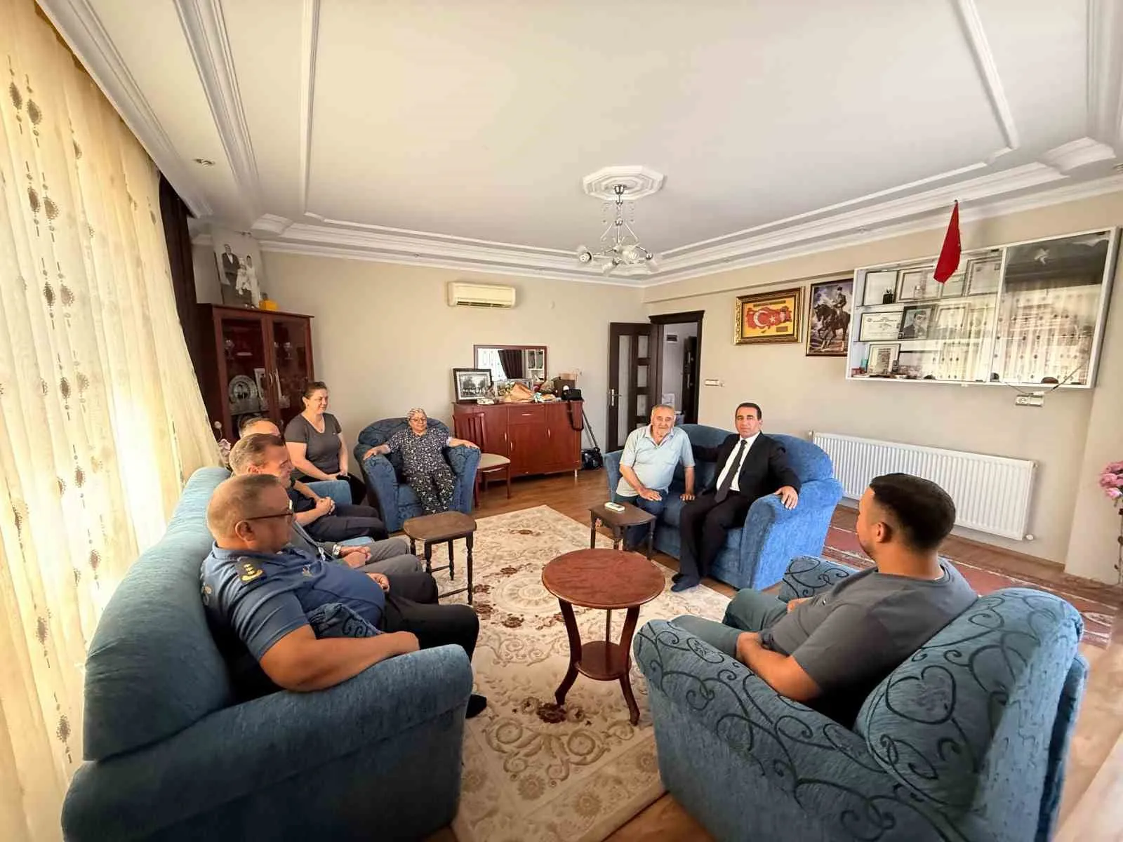 Alaşehir’de göreve başlayan Kaymakam Öter’den anlamlı mesaj: İlk önceliğimiz şehit emanetleri