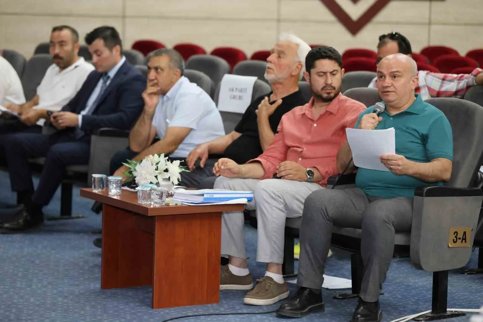Yunusemre’de meclis trafiğinde uzlaşma dönemi: 50 madde onaylandı