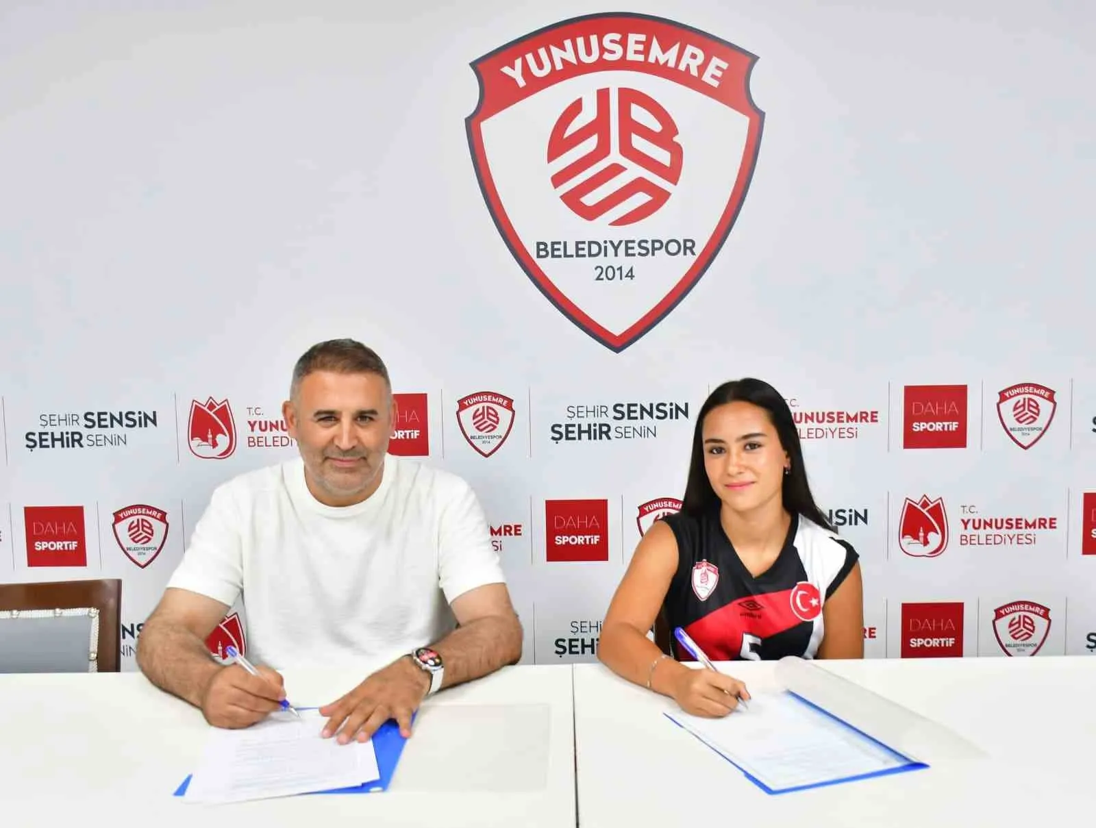 Yunusemre’de savunma hattı genç yeteneğe emanet