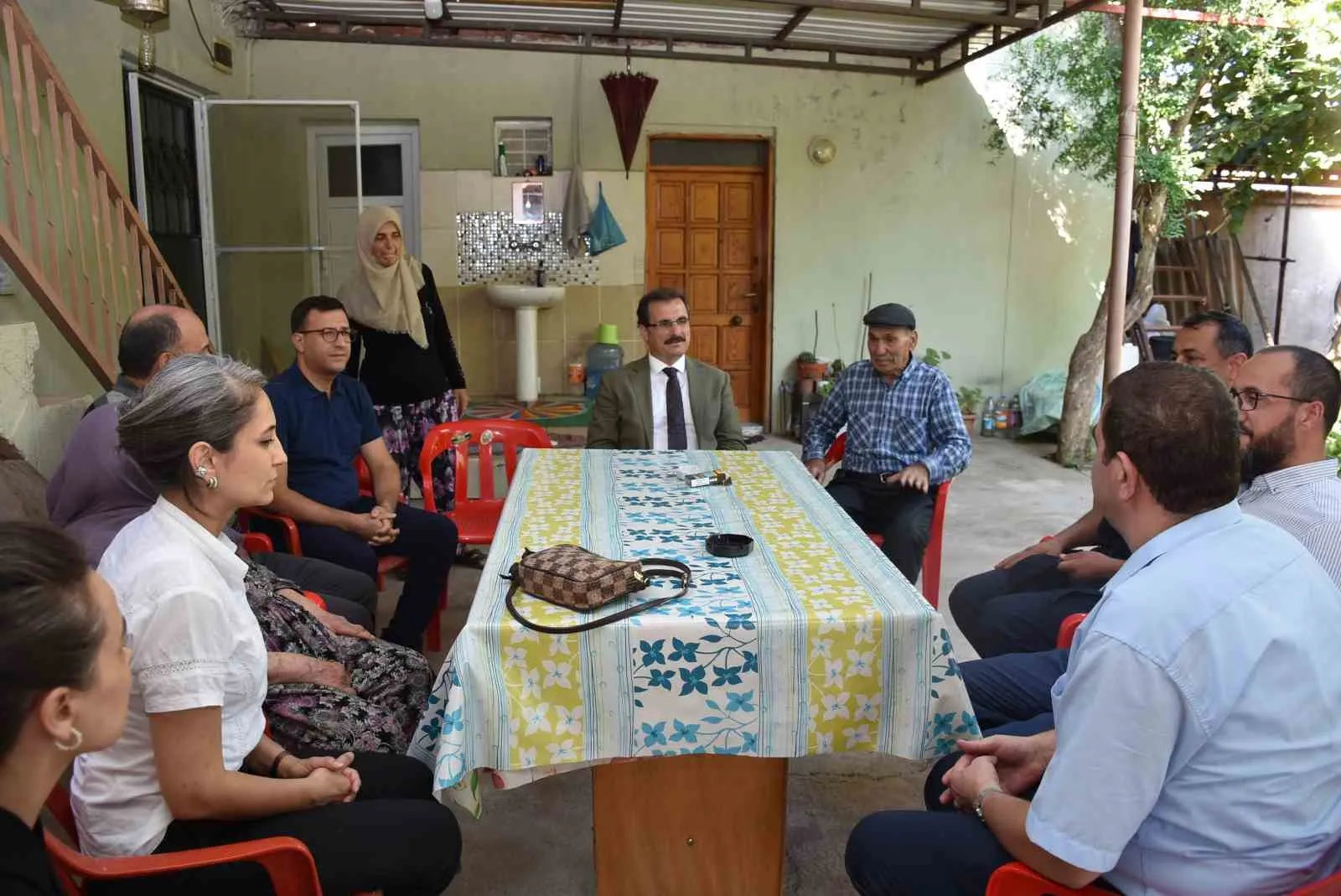 Şehit evinde vefa buluşması: 43 yıl geçse de acıları ilk günkü gibi taze