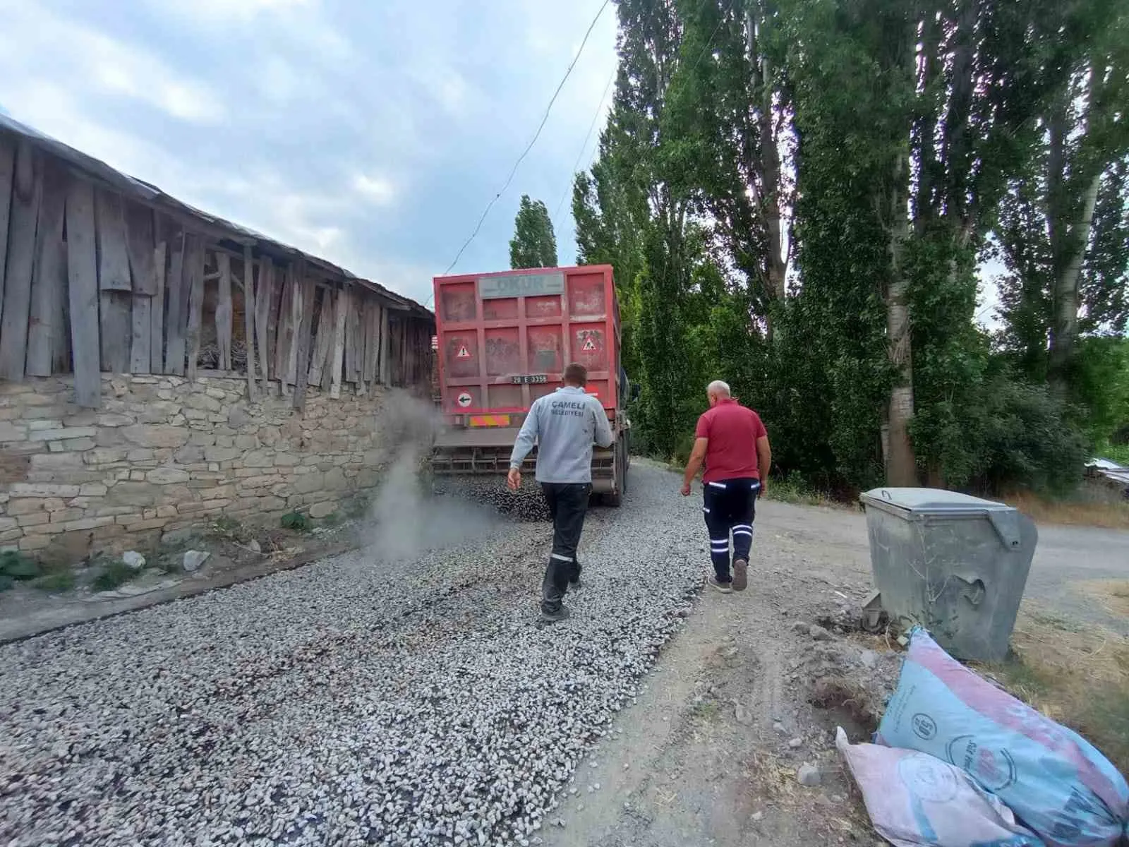 Çameli'de asfalt atağı: Başkan Arslan yerinde inceledi