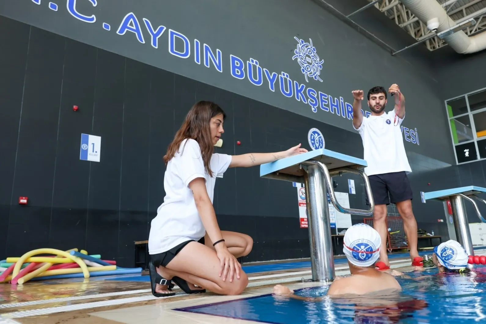 Aydın’da havuz keyfi başladı: Minik kulaçlar geleceğe hazırlanıyor