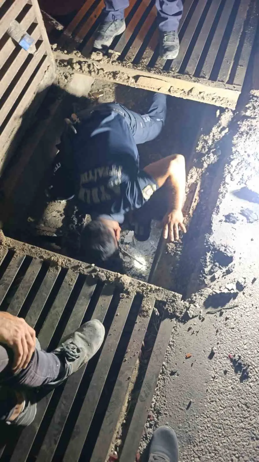 Aydın'da mazgal altında yaşam savaşı: 72 saatlik esaret mutlu sonla bitti