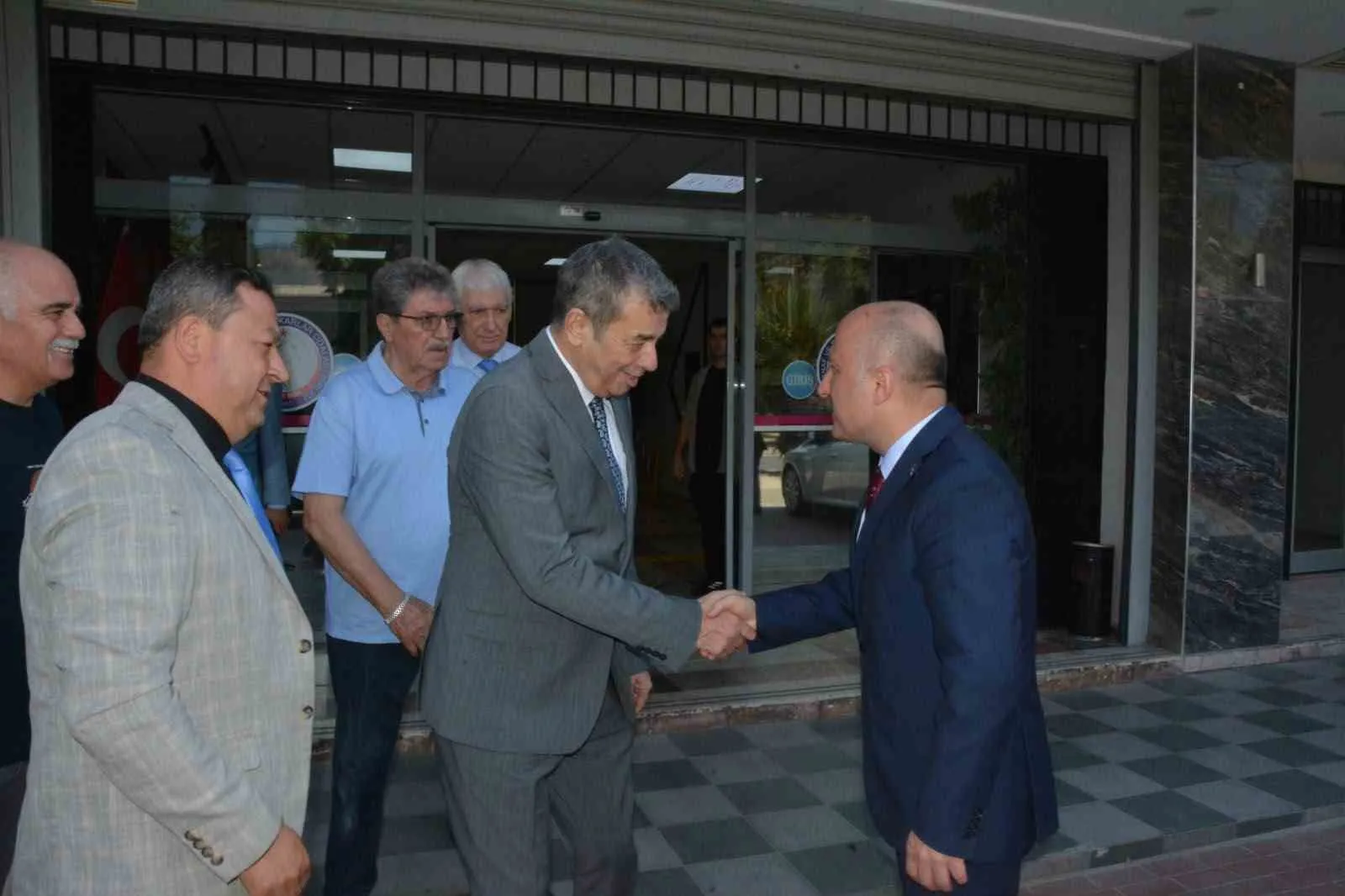 Aydın ekonomisinin rotası AYESOB’da çizildi: Validen esnafa tam destek