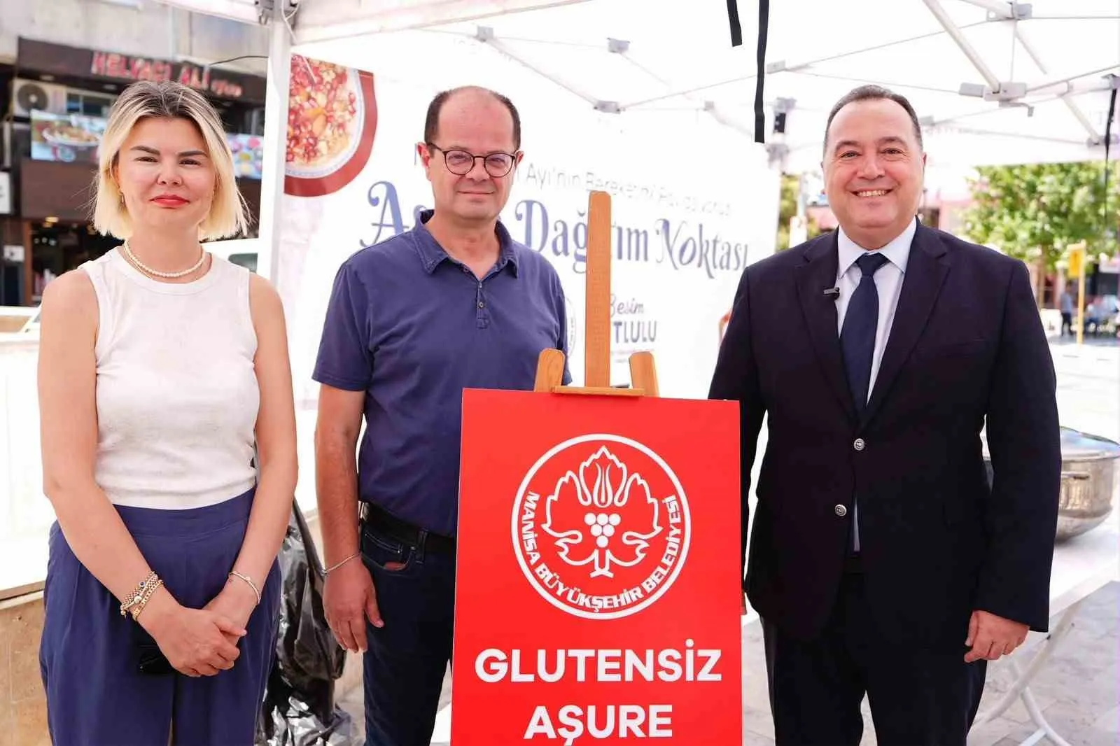 Manisa'da aşure bereketi: Çölyak hastaları da unutulmadı