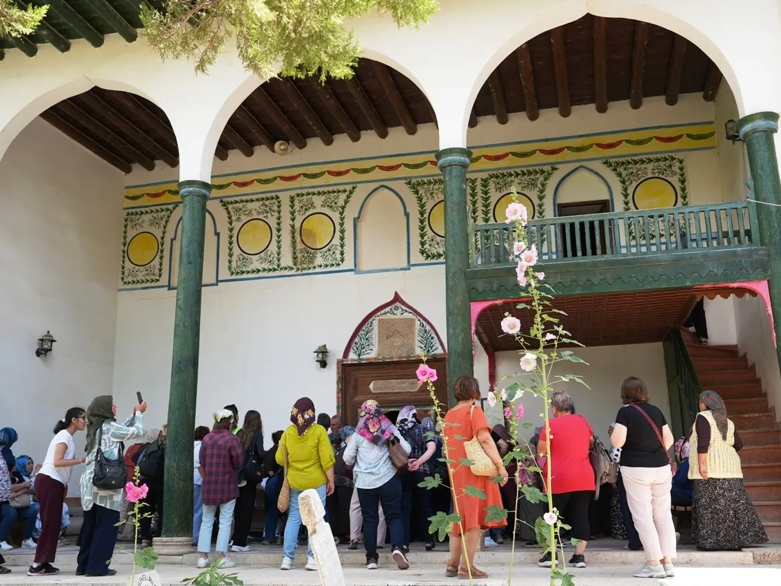 Denizli’nin kadınları rotayı tarihe ve doğaya çevirdi