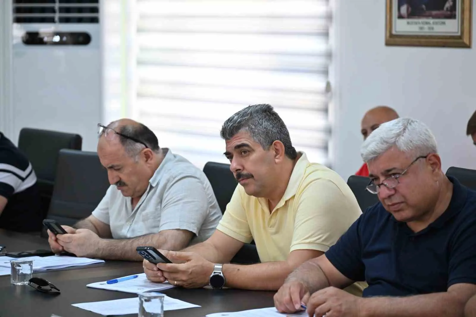 Muradiye’de kazı mesaisi masada: Ulaşımda aksama yaşanmaması için kritik zirve