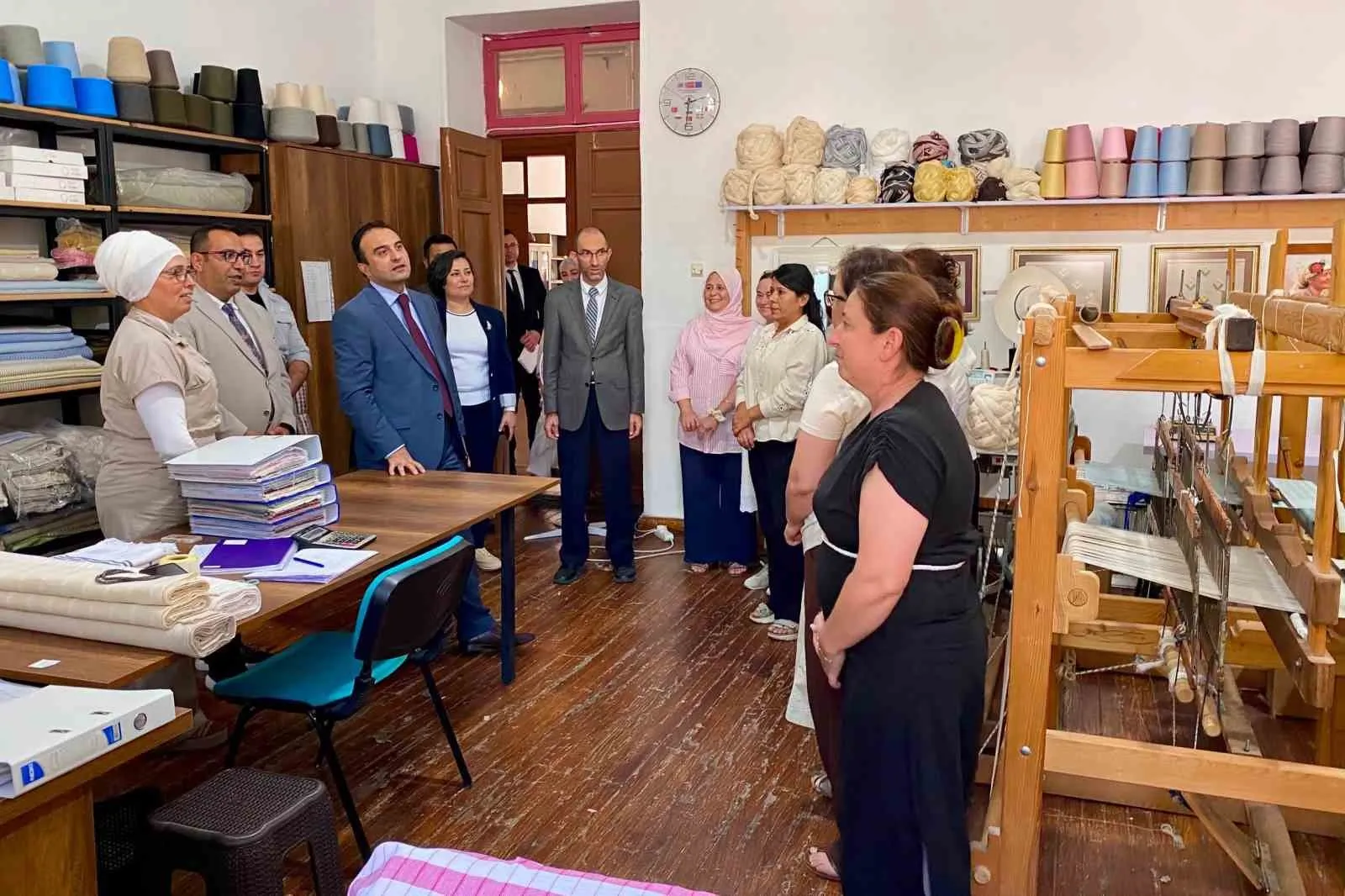 Menteşe’de eğitim seferberliği: Atölyelerden çıkan eserler tam not aldı