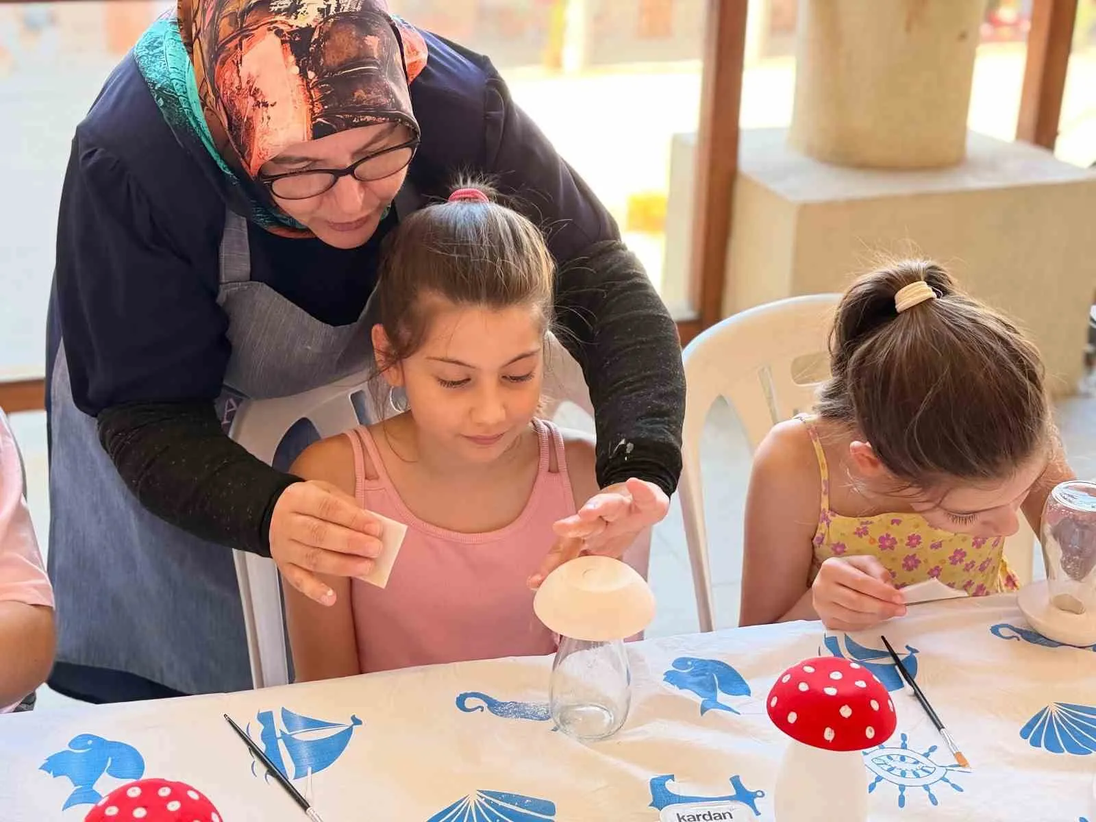 Tarihi dokuda sanat bereketi: Kurşunlu Han’da el emeği göz nuru eserler hayat buluyor