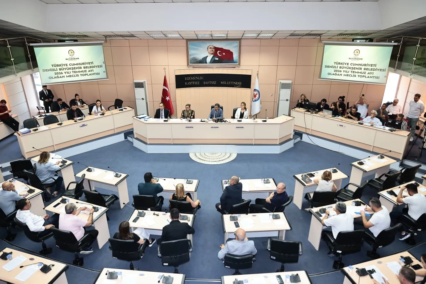 Denizli’de eğitim seferberliği: Öğrencilere üç koldan destek eli uzandı