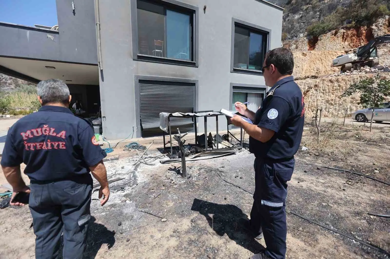 Fethiye’de yangın sonrası hummalı çalışma: Zararlar tek tek kayıt altına alınıyor