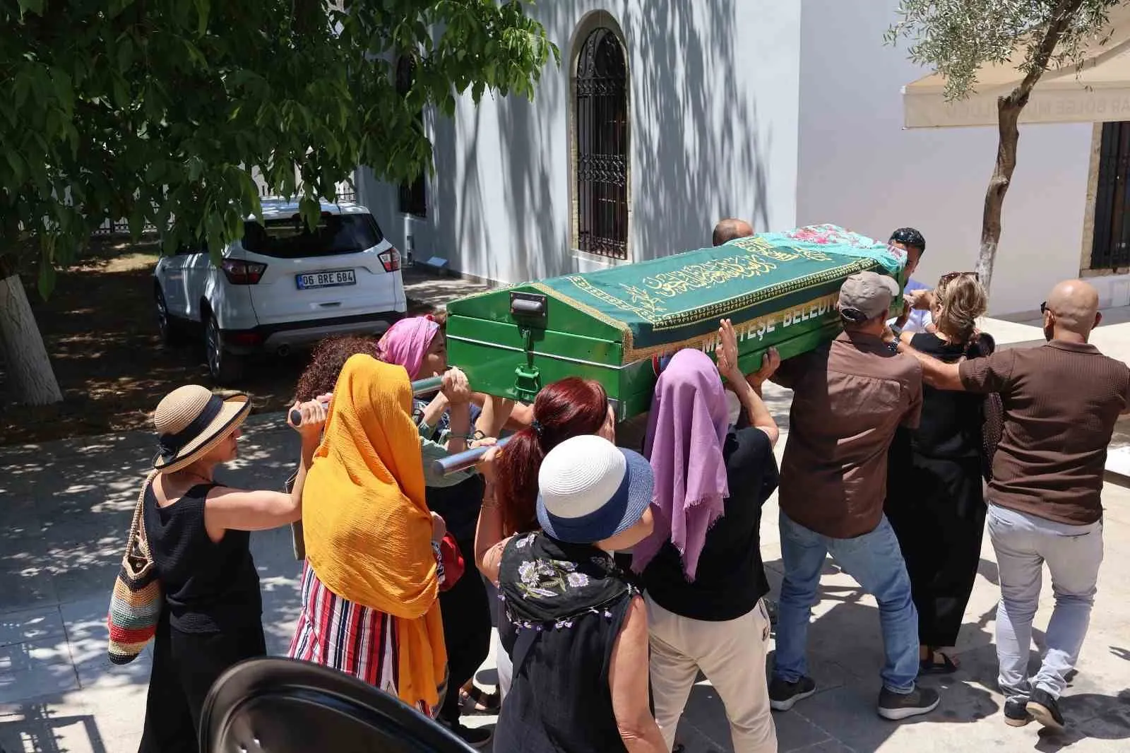 Muğla’da adalet arayışı cenazede yankılandı: Sevil Işıktekin’i kadınlar uğurladı