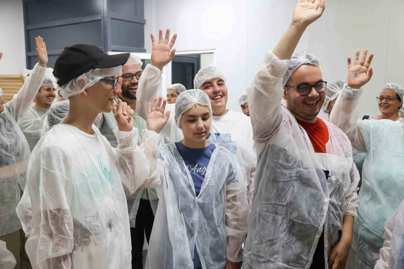 Efeler’de özel bireyler üretim bandında: İş hayatına ilk adım