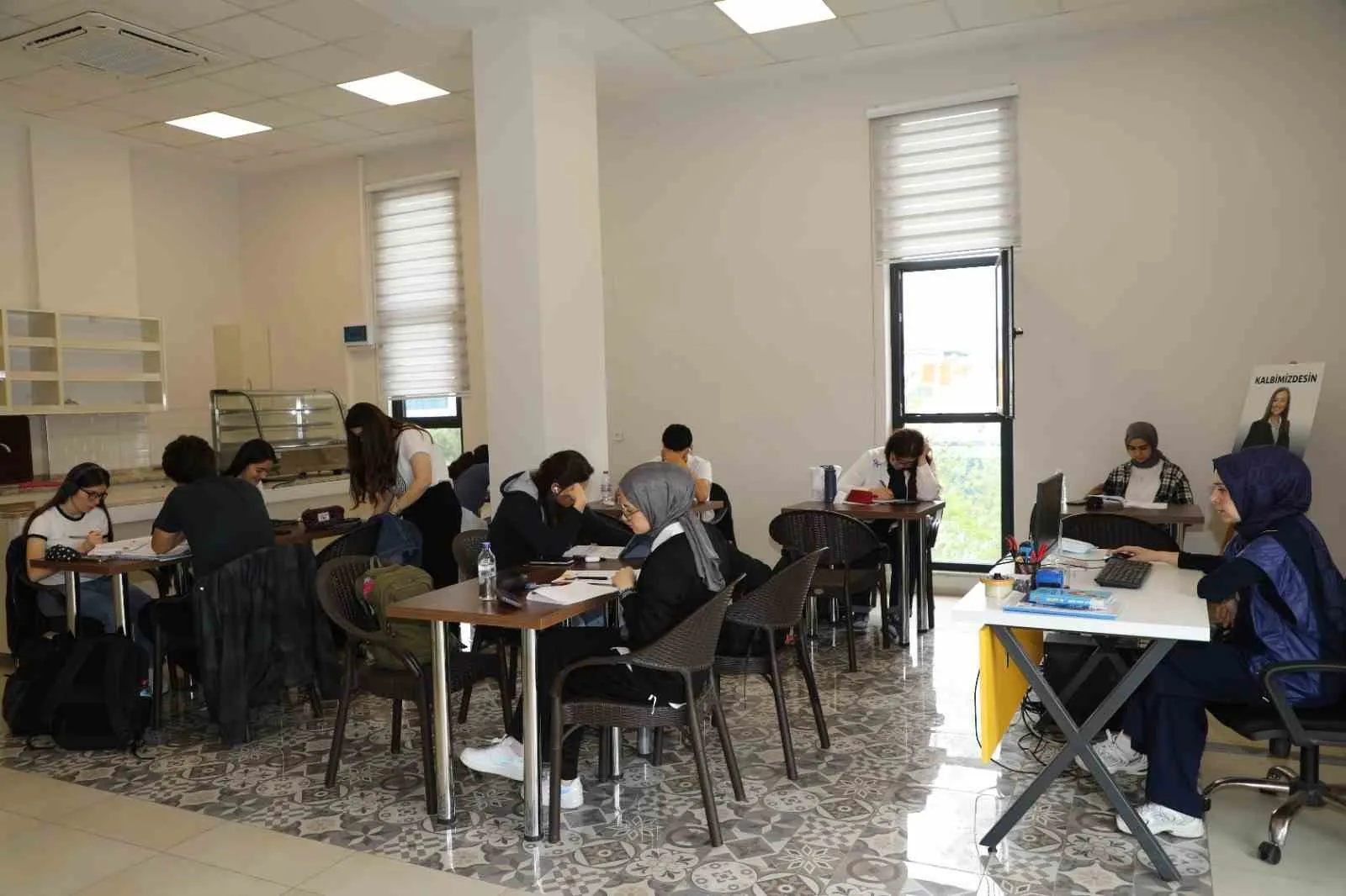 Sınav hazırlığında profesyonel destek dönemi: Şehzadeler’de ücretsiz koçluk ve deneme fırsatı