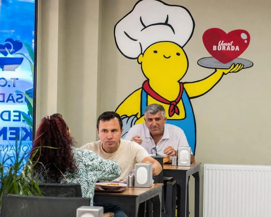 Kuşadası'nda sofralar bereketlendi: Kent Lokantası binlerce kişiye kapılarını açtı