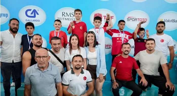 Ankara minderi Aliağalı genç yeteneklerin başarısına sahne oldu