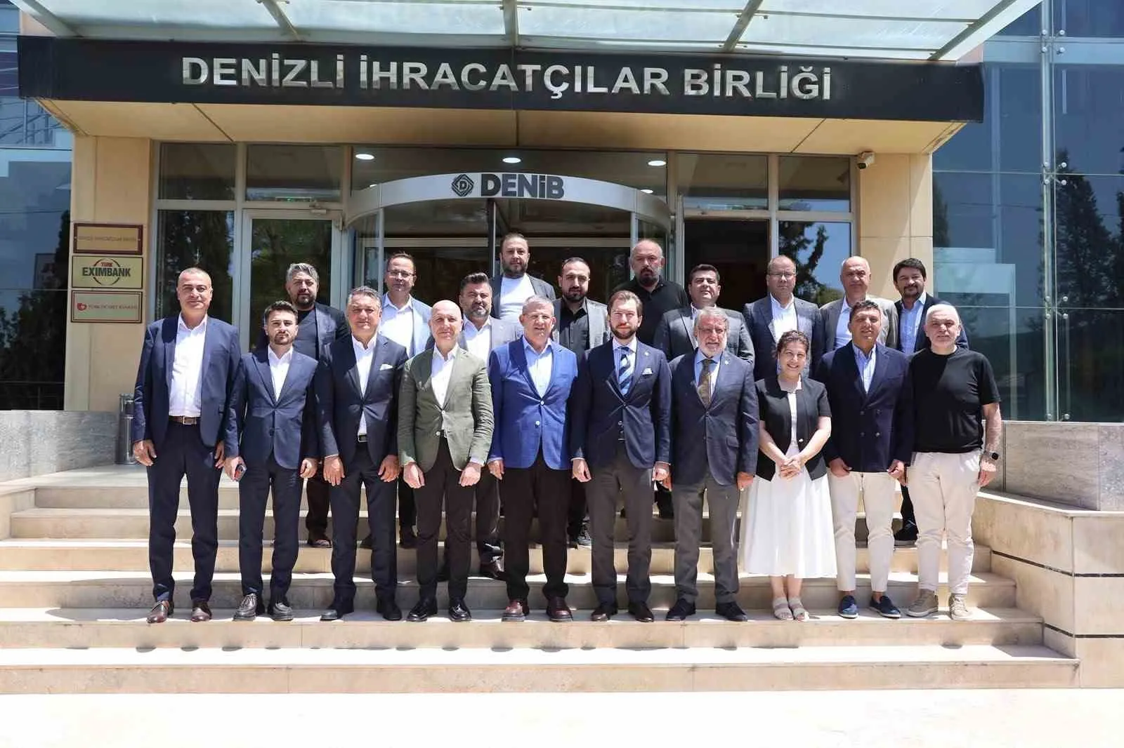 Denizli ekonomisinin kalbine yakın markaj: AK Parti'den üretim üslerine çıkarma