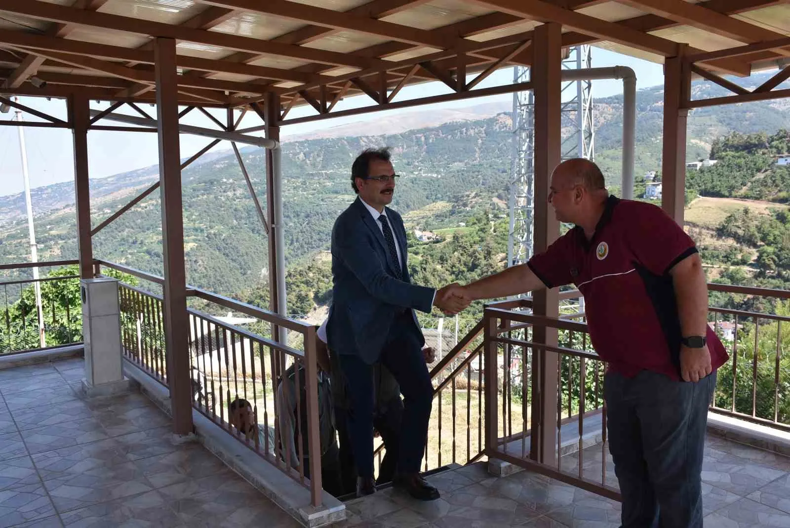 Salihli’de orman nöbeti: Kaymakamdan kritik "ateş" uyarısı