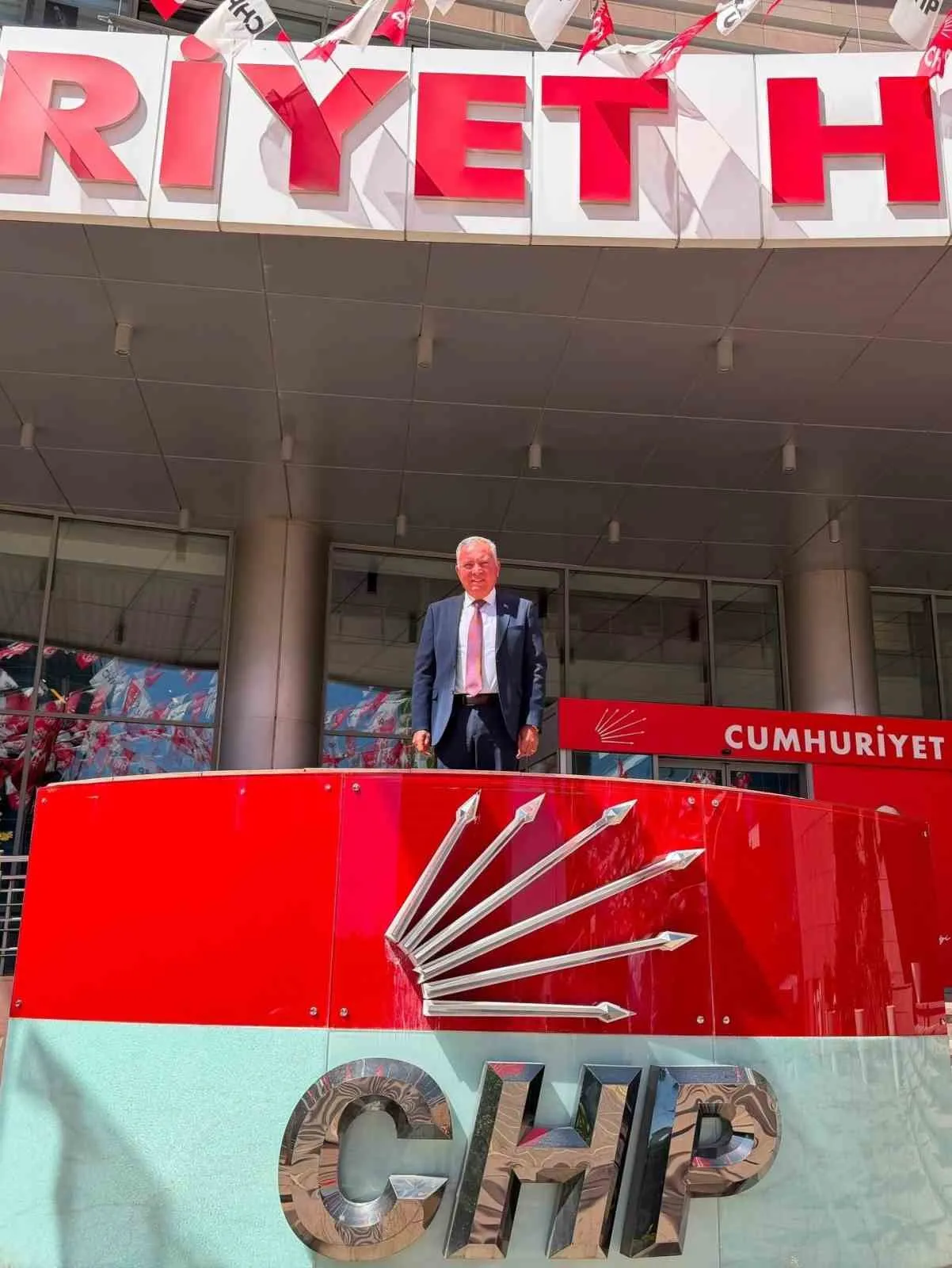 Honaz’dan Ankara’ya net mesaj: Yüksel Kepenek’ten Kılıçdaroğlu’na tam destek