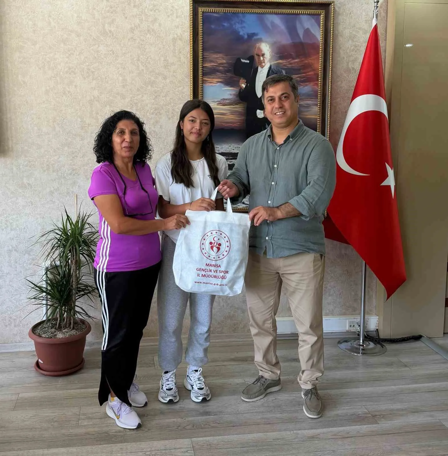 Pistlerin yeni yıldızı Belinay: Bir sezonda 9 madalyalık dev başarı