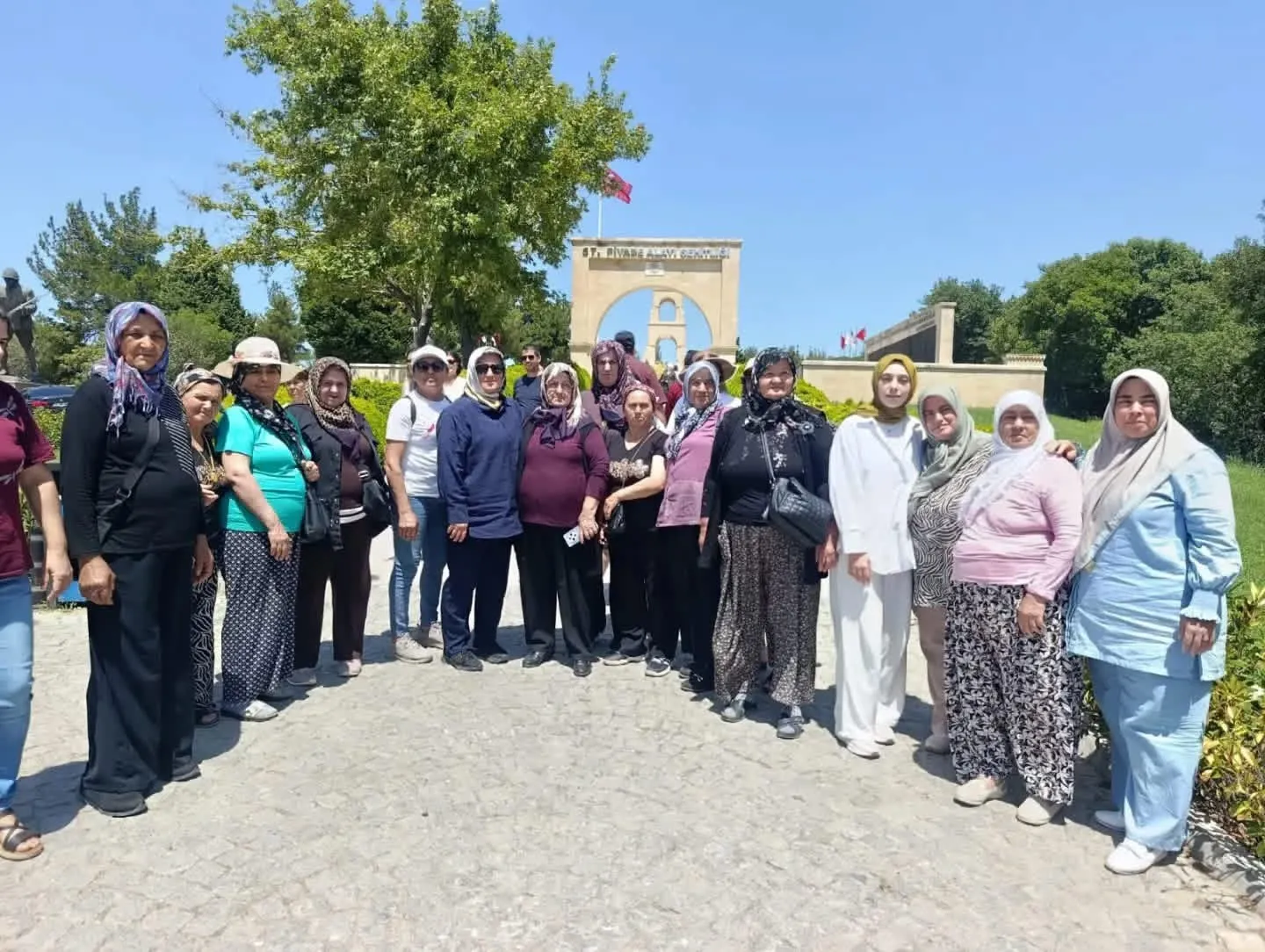 Sarıgöl’den Çanakkale’ye uzanan tarih yolculuğu: Kadınlar ecdadın izinde