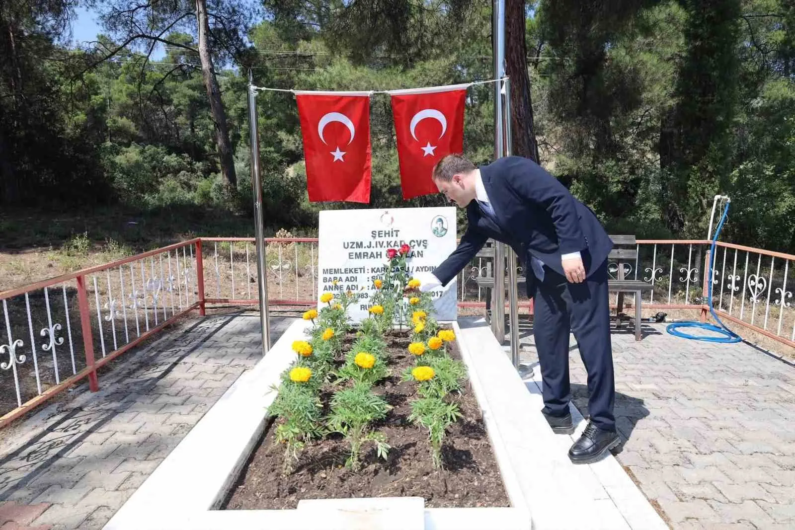 Karacasu kahramanını unutmadı: Şehit Emrah Ceylan dualarla anıldı