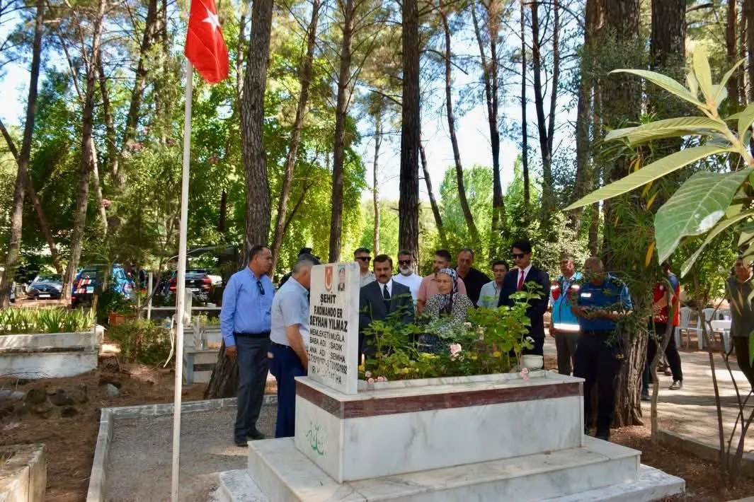 Köyceğiz’de 15 Temmuz ruhu şehitlikte yaşatıldı