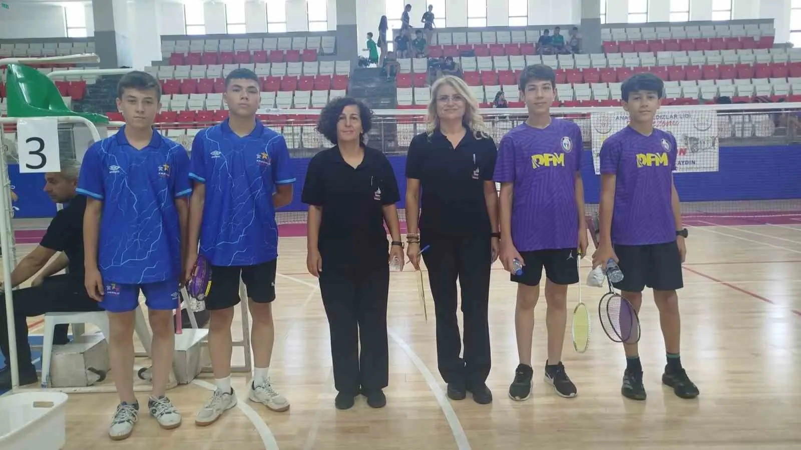 Söke’den Eskişehir’e uzanan başarı hikayesi: Aydınlı badmintoncular yarı finalde
