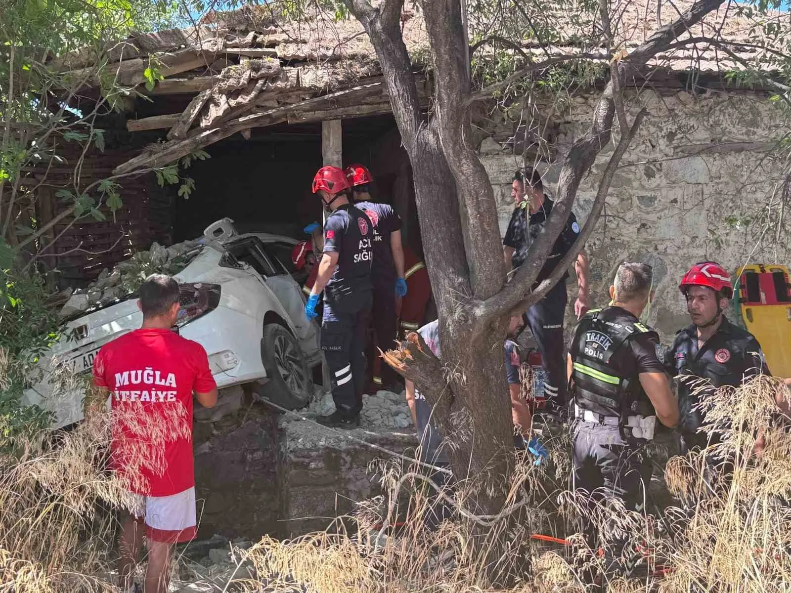 Mutlu sona 90 gün kala gelen felaket: Direksiyon başında hayatını kaybetti