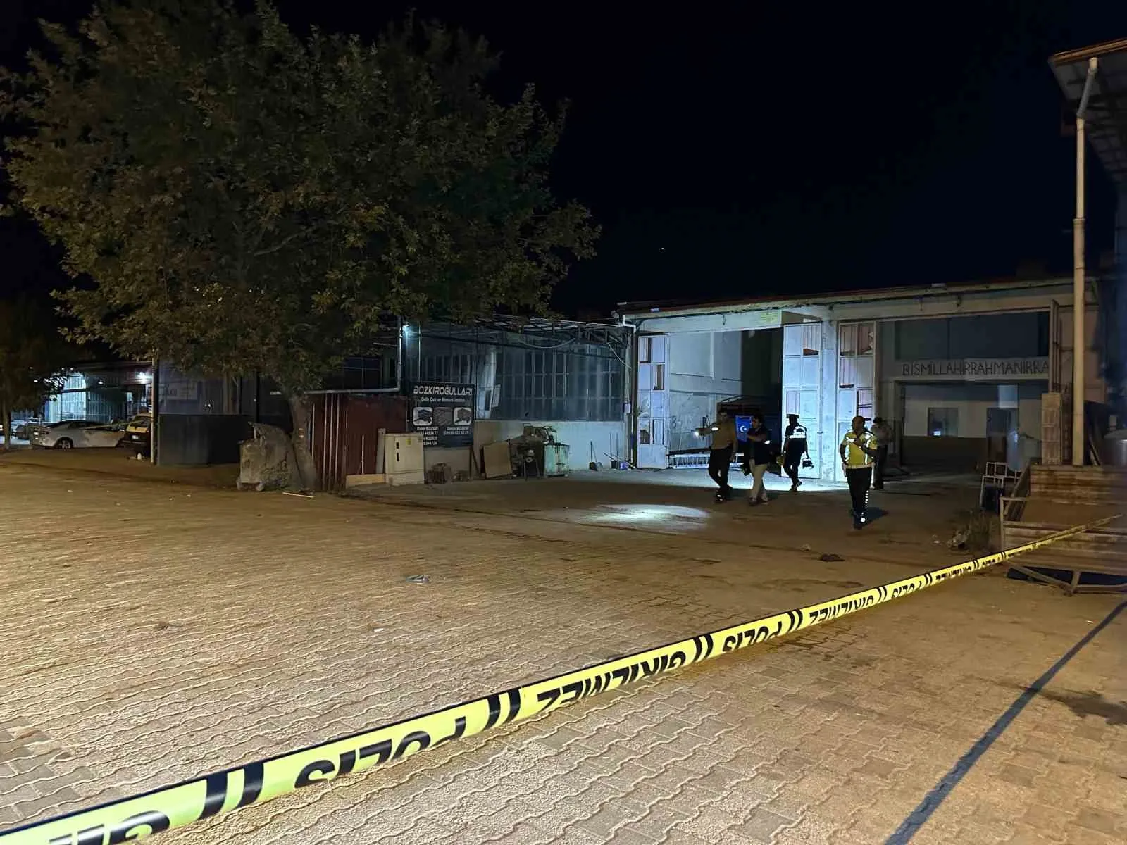 Uşak’ta sanayi sitesinde silahlar konuştu: 13 kişi hastanelik oldu