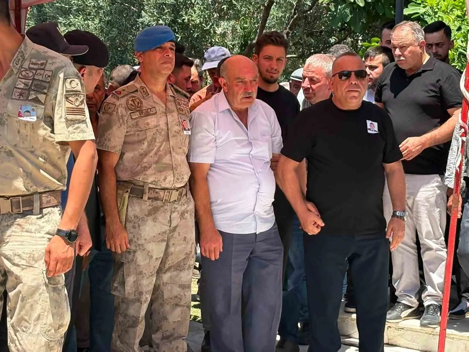 İzin dönüşü gelen acı haber: Kahraman asker son yolculuğuna uğurlandı