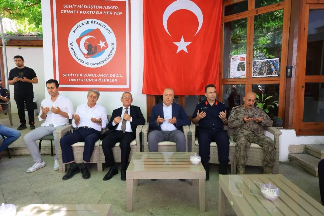 Muğla’da anlamlı buluşma: Şehit yakınları ve gaziler aşure sofrasında buluştu