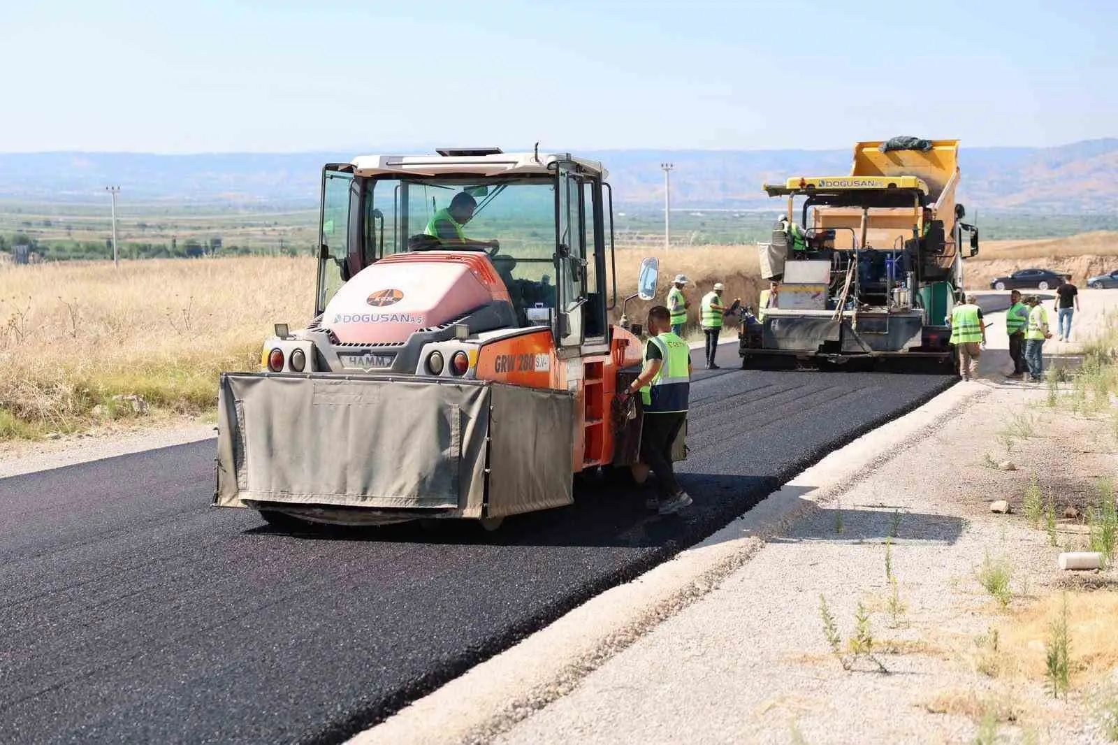 Merkezefendi’de dev ulaşım hamlesi: 68 milyonluk yatırımla yollar yenileniyor