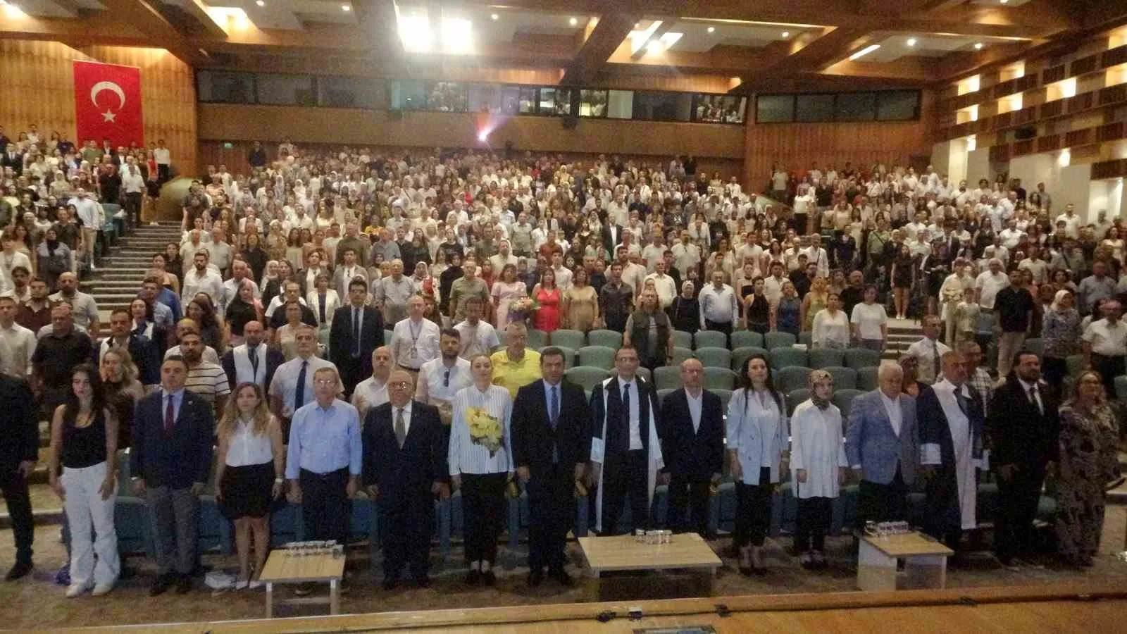 Muğla’da beyaz önlük heyecanı: 187 yeni hekim görev başında