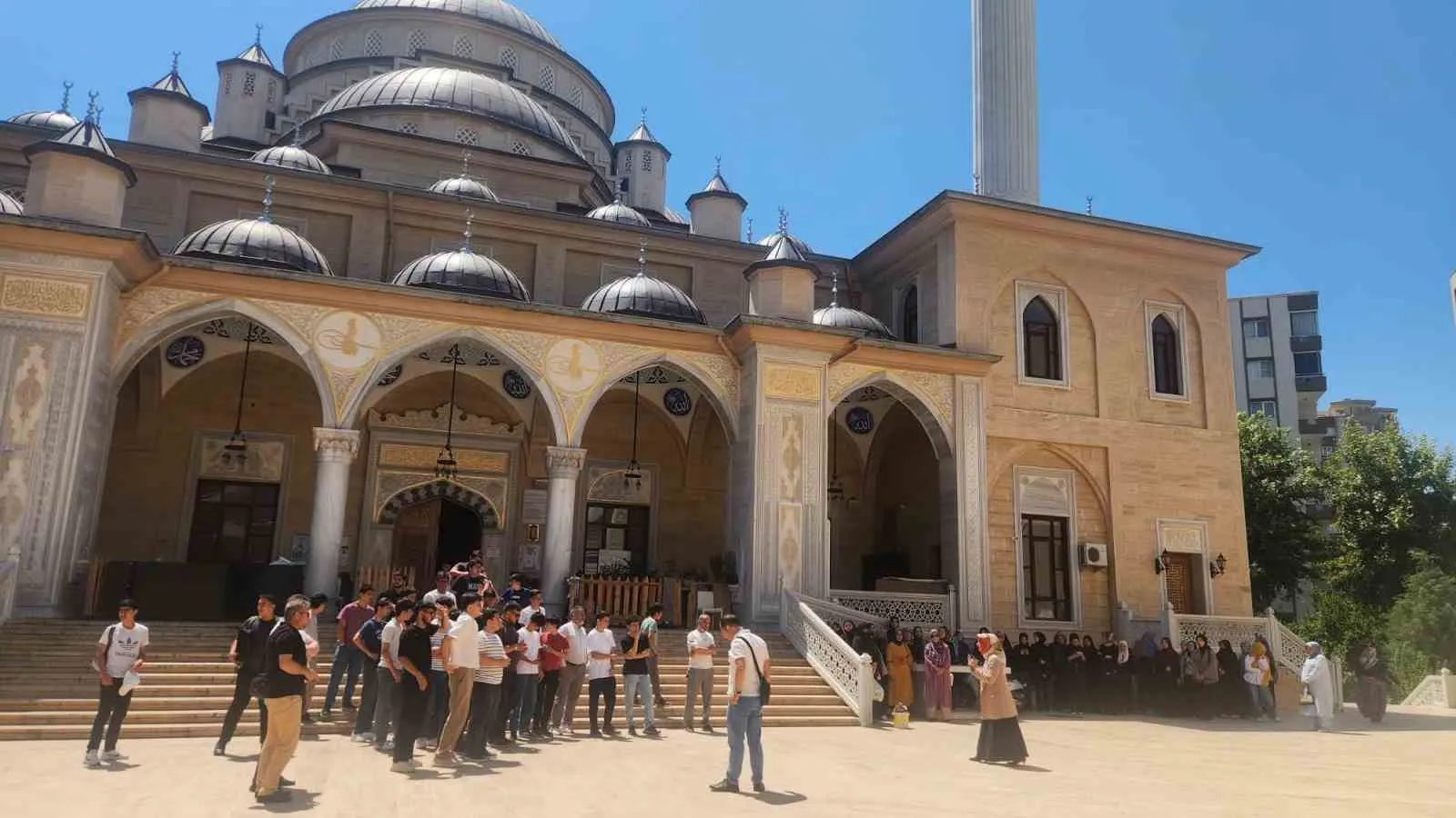 Aydın’ın genç hafızları manevi yolculuk için gün sayıyor: 231 kişilik kafile kutsal topraklara hazırlanıyor