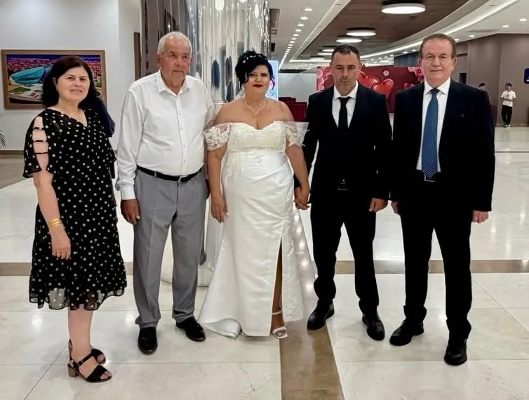 Denizli'de basın dünyasının mutlu günü: Hatice ve Mustafa ömür boyu birlikteliğe "Evet" dedi